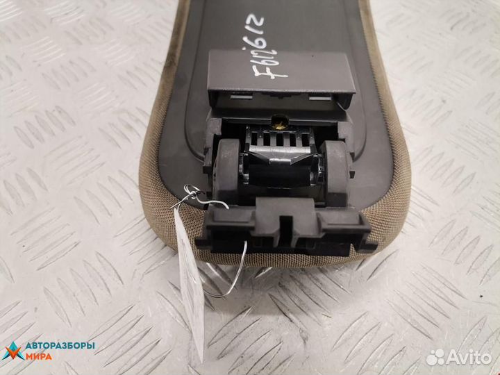 Подлокотник Renault Megane 2 рест. 2008