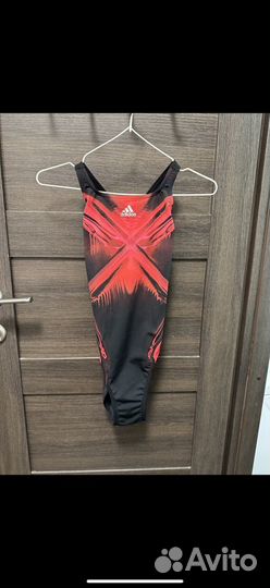 Купальник adidas новый