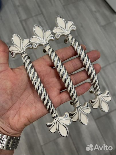 Мебельные ручки