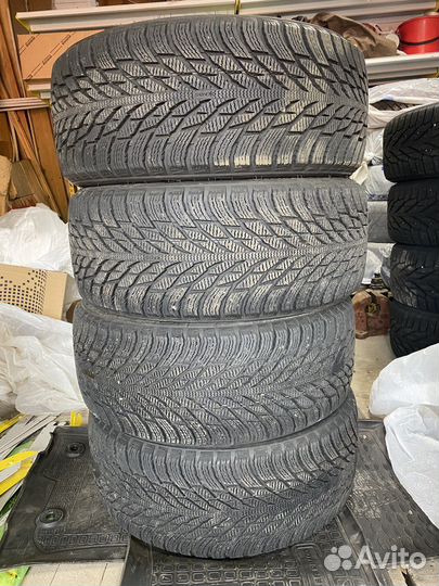 Nokian Tyres Hakkapeliitta R3 235/45 R18 98T