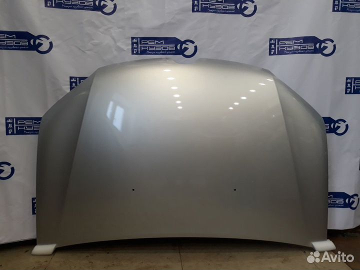 Капот Renault logan sandero Stepway 2014