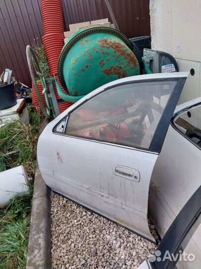 Двери Toyota Cresta x90