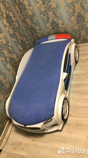 Кровать машина