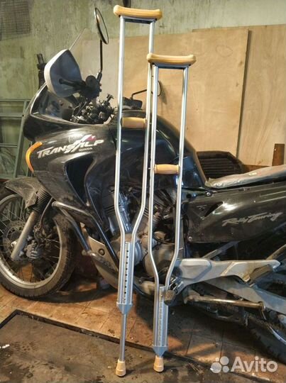 Костыли в аренду (напрокат)