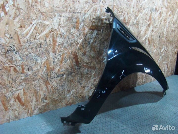 KIA Soul 1 Крыло переднее правое