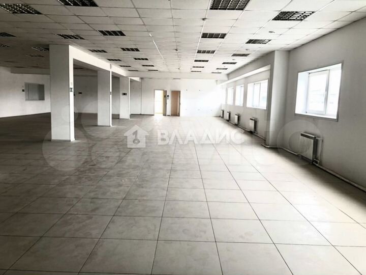 Продам торговое помещение, 396.9 м²