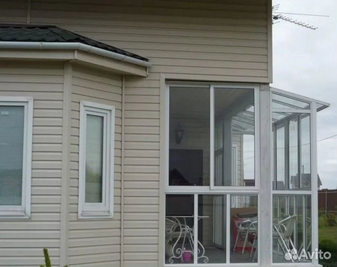 Остекление лоджий, балконов, отделка под ключ крыш