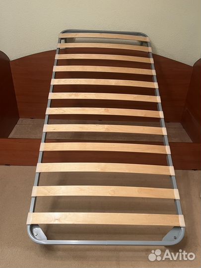 Кровать односпальная