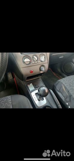 Mitsubishi Outlander 2.4 AT, 2003, 190 000 км