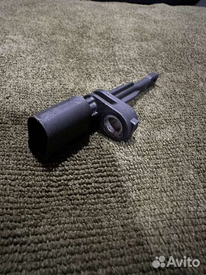 Задний датчик ABS Skoda Octavia