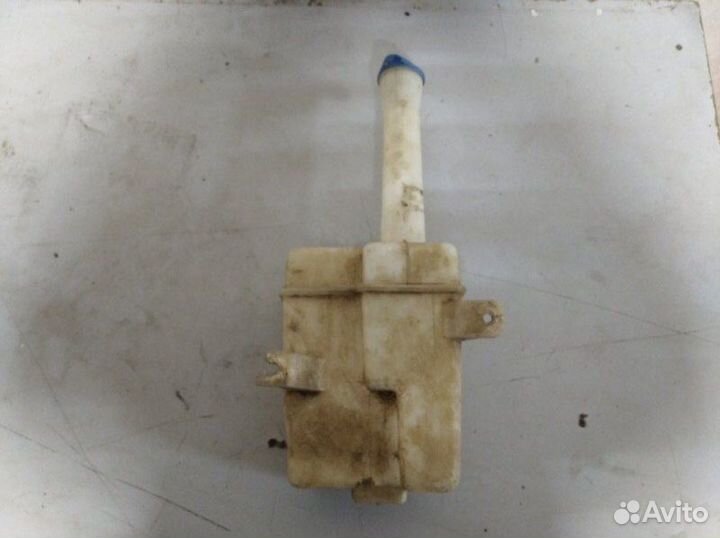 Бачок омывателя Hyundai Accent седан G4EC(1.5L