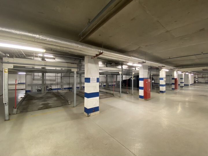 Машиноместо, 18 м²