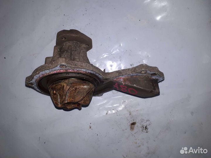 Audi 80 помпа 1.6-1.8