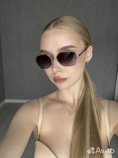 Солнцезащитные очки