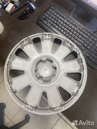 Колпак колеса r 15 Ford Focus 2 1357462