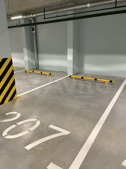 Машиноместо, 14 м²