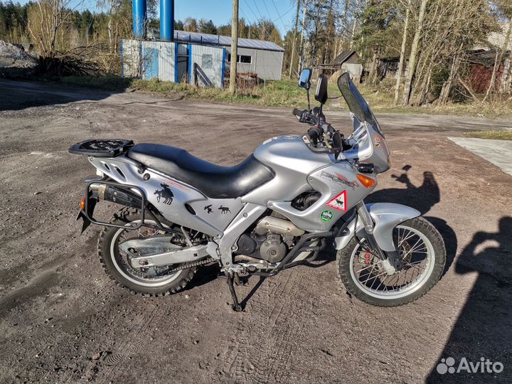 Aprilia pegaso 650