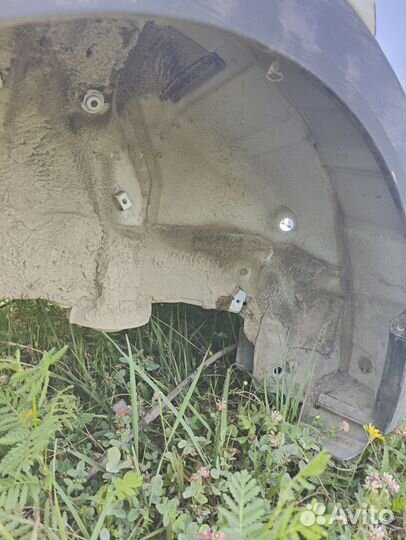 Стойка амортизатора переднего правого Hyundai Cret