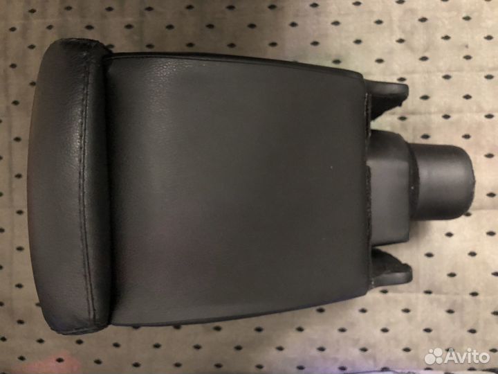 Подлокотник hyundai