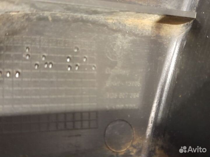 Кронштейны заднего бампера Volkswagen Phaeton