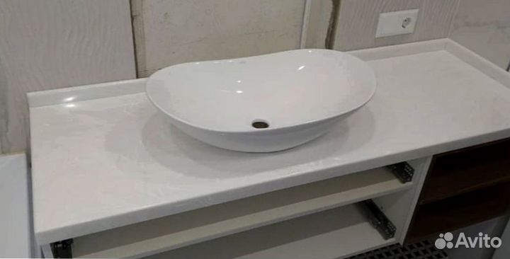 Столешница для ванной и кухни из искуственного кам