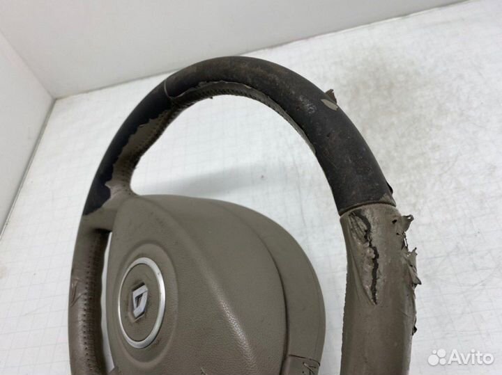 Руль Renault Clio 3 1.5 DCI 2010