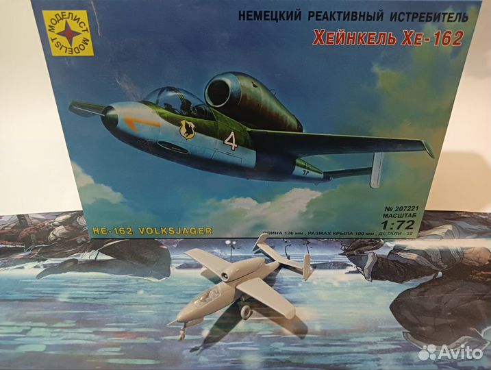 Собраны не крашены сборные модели самолетов 1/72