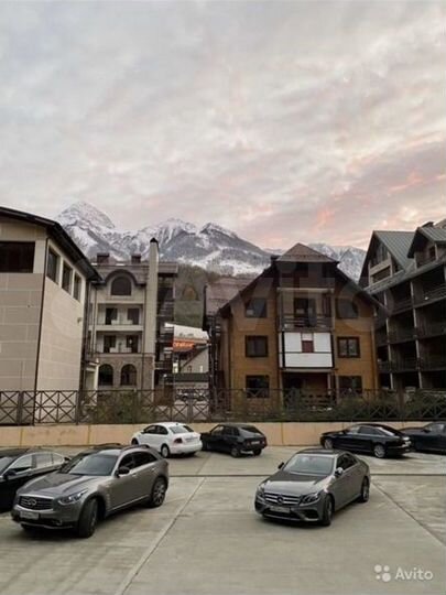 2-к. квартира, 55 м², 1/5 эт.