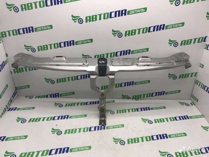 Планка радиаторов передняя Mercedes Benz E-Class