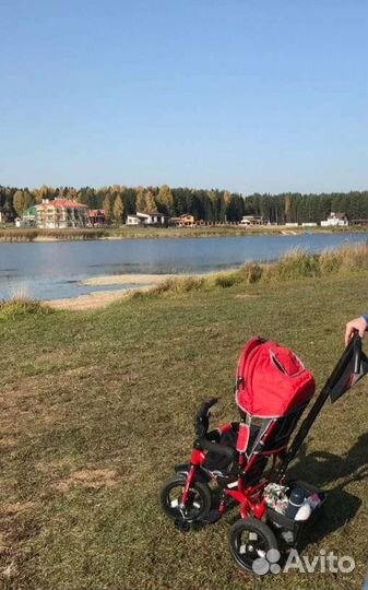 Детский велосипед с ручкой