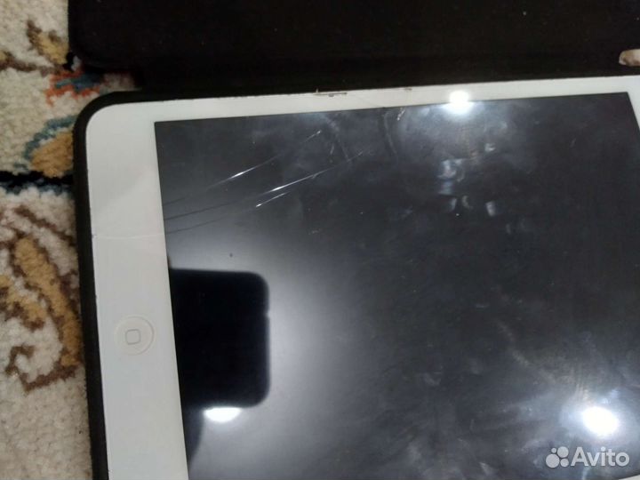 Продам iPad mini 2 на 32гб sim-wifi