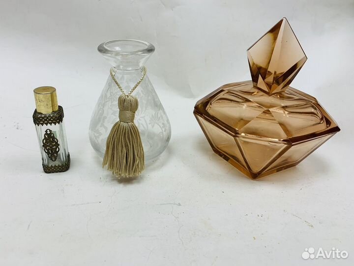 Старинные Шкатулка. Флакон для духов. Ваза