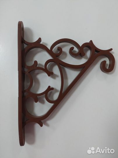 Кронштейн для кашпо