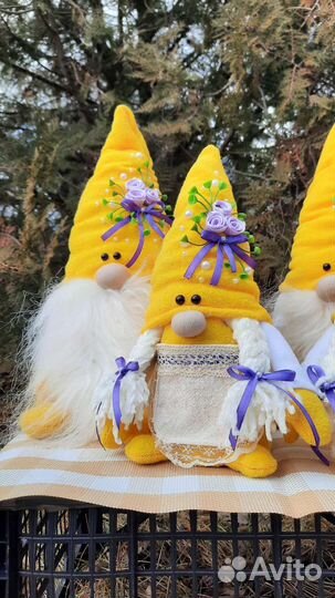 Весенние гномы