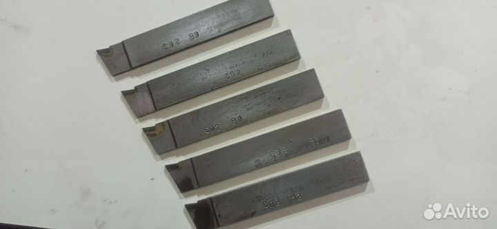 Резец токарный,отрезной