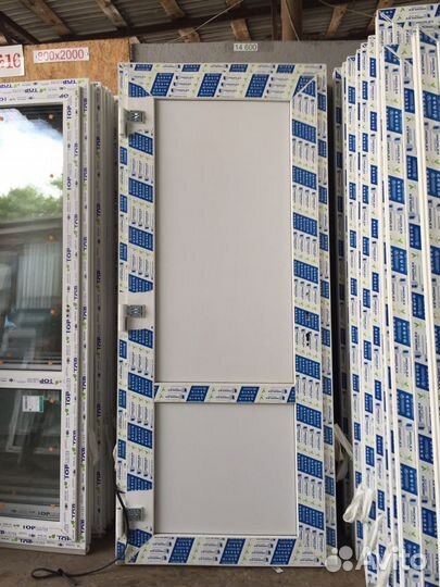 Двери 90х210 входные глухие