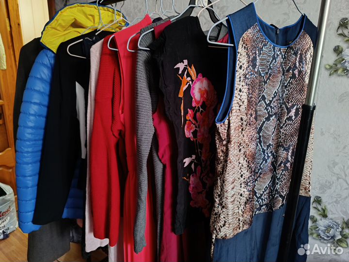 Пакет женских вещей (50 шт) 42-44 размер