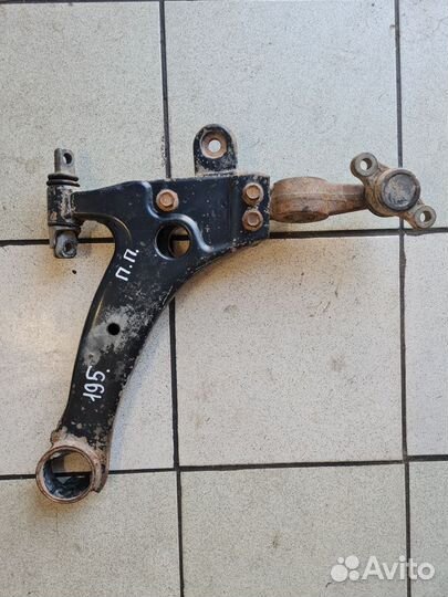 Рычаг подвески передний Kia Magentis 2001г