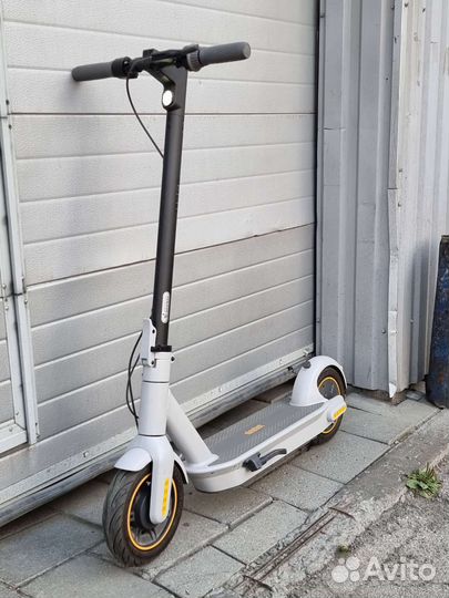 Электросамокат Ninebot g30lp