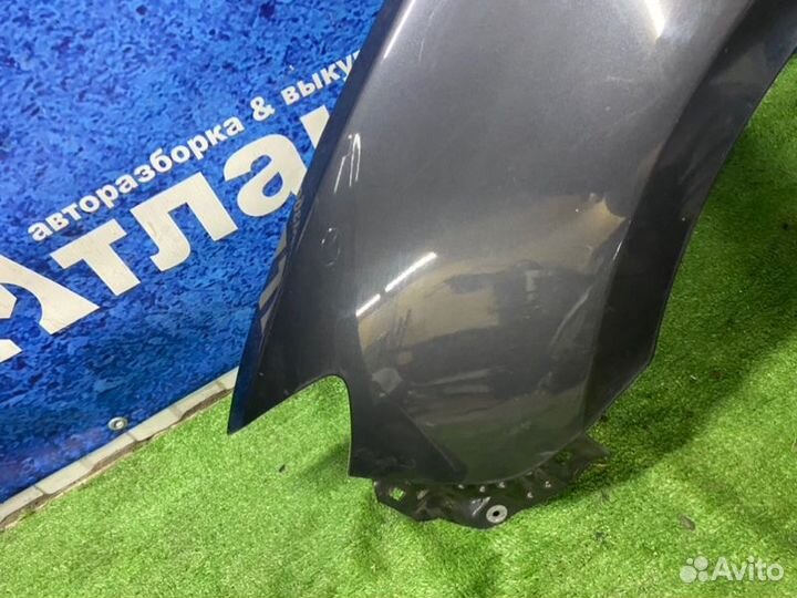 Крыло переднее левое Mazda 3 BK седан Z6 2007