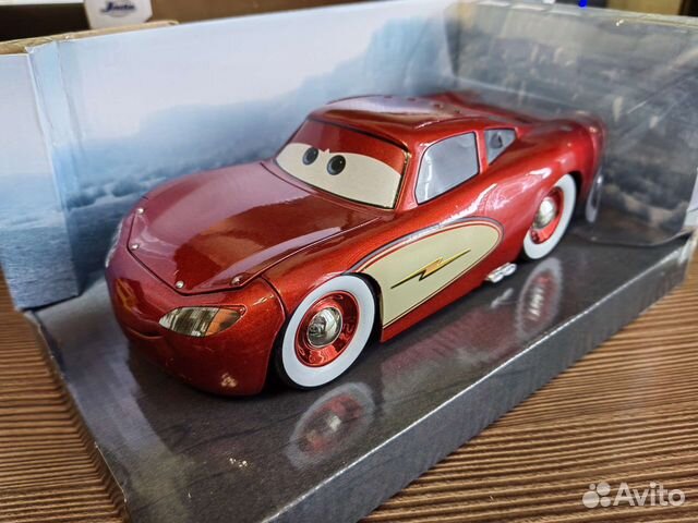 Молния Маквин Дисней Тачки 1:24