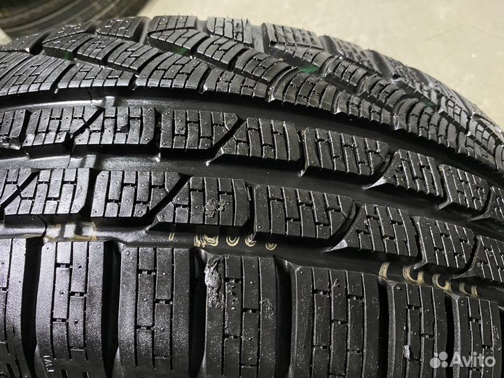 Pirelli Winter Sottozero 210 Serie II 225/50 R17 94H