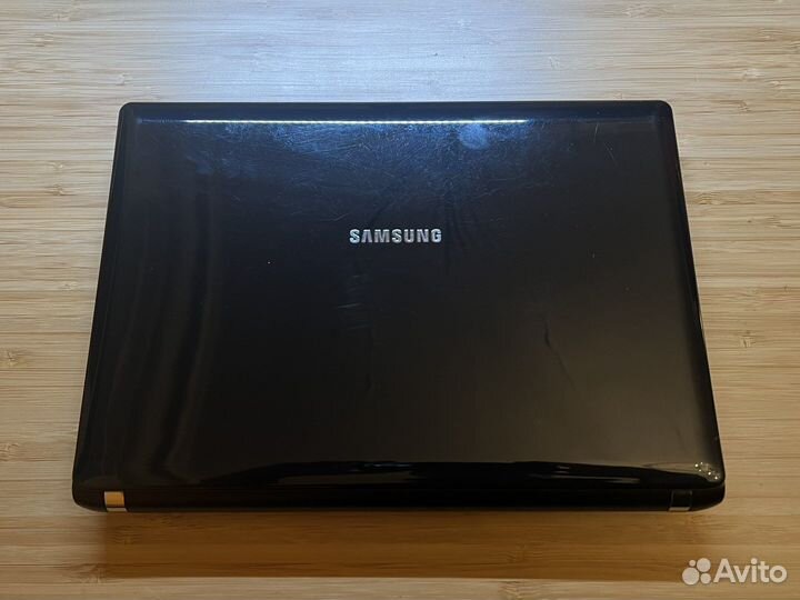 Нетбук Samsung NP-NC10 ka07ru