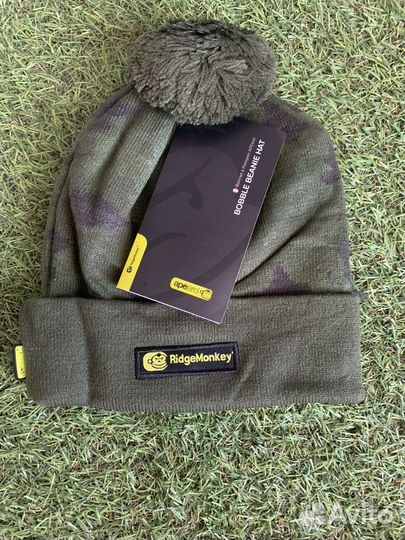 Шапка с помпоном Камуфляжная Ridge Monkey