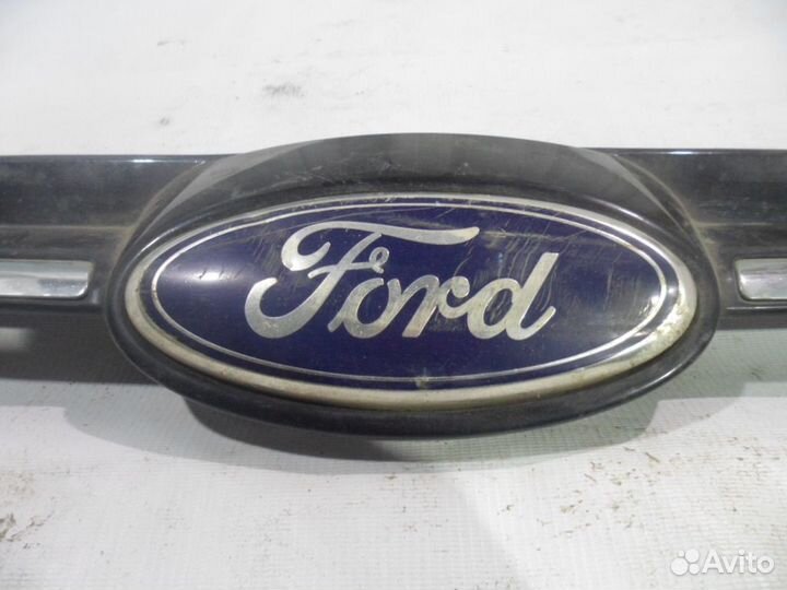 Решетка радиатора Ford focus 3