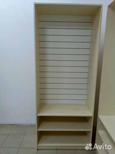 Стеллажы с экономпанелью, ресепшен