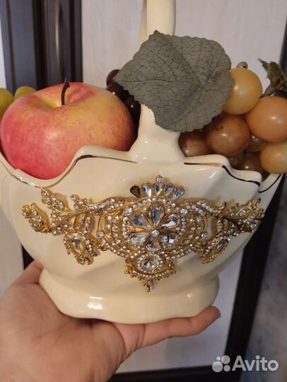 Кувшин и чайники