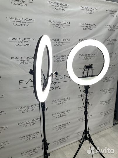 Кольцевая LED лампа