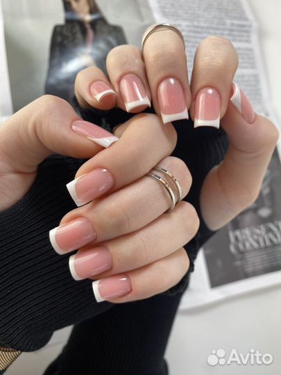 Маникюр на дому