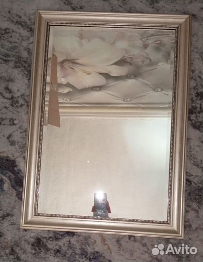 Зеркало настенное